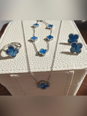 Blue Clover Set - White-Gold Filled - Set of 4